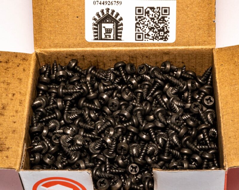 Suruburi Autofiletante 3.9x11mm Fosfatat, Varf Ascutit, Fara Burghiu – 1000buc/cutie