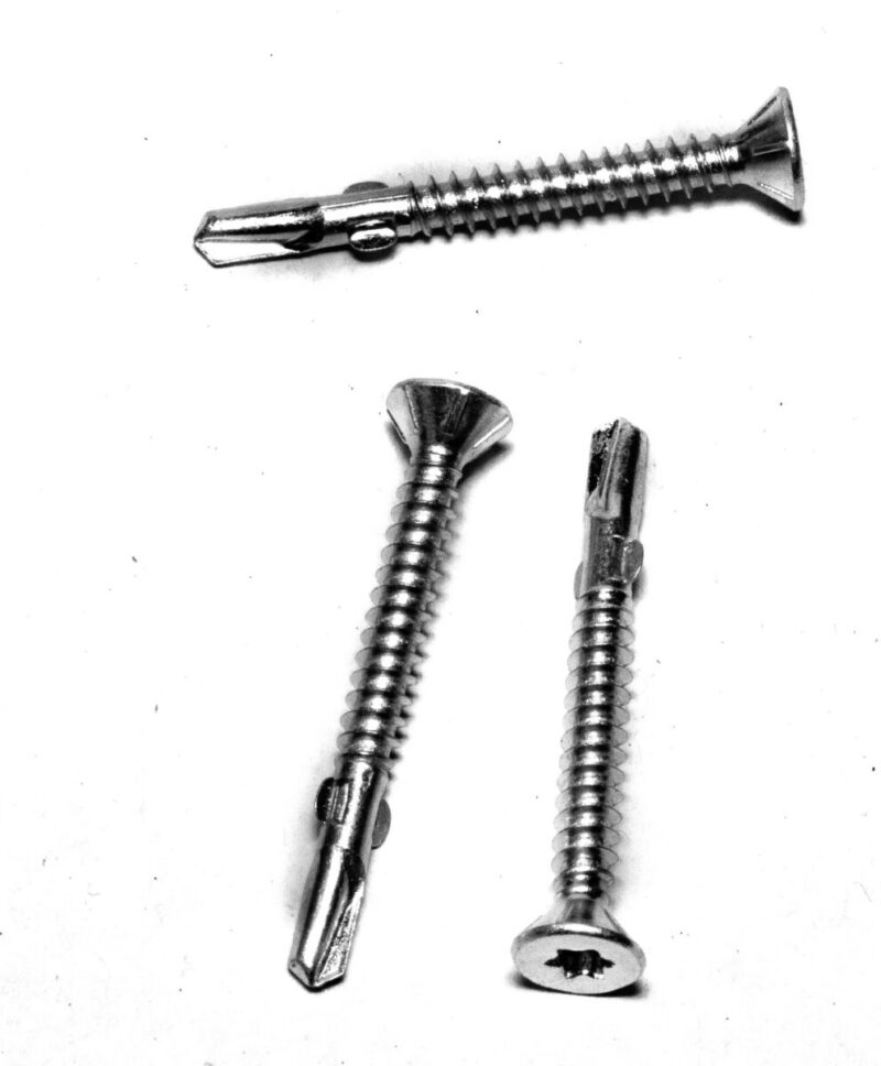 suruburi-autoforante-cu-aripi-6-3x80mm-100buc-cutie-3 Suruburi Autoforante cu Aripi 6.3x80mm – 100buc/cutie