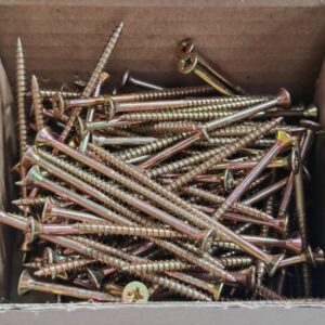 Holsuruburi Lemn Cap Inecat 4.5x80mm – 150 buc/cutie
