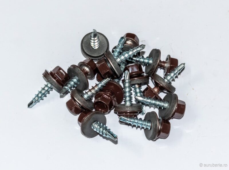 Suruburi Autoforante Cap Hexagonal 4.8x35 mm Maro Ral 8017 cu saiba EPDM - 250 Buc/cutie